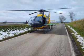 Tragedia pod Krakowem. Nie żyje 11-letnie dziecko potrącone przez auto dostawcze