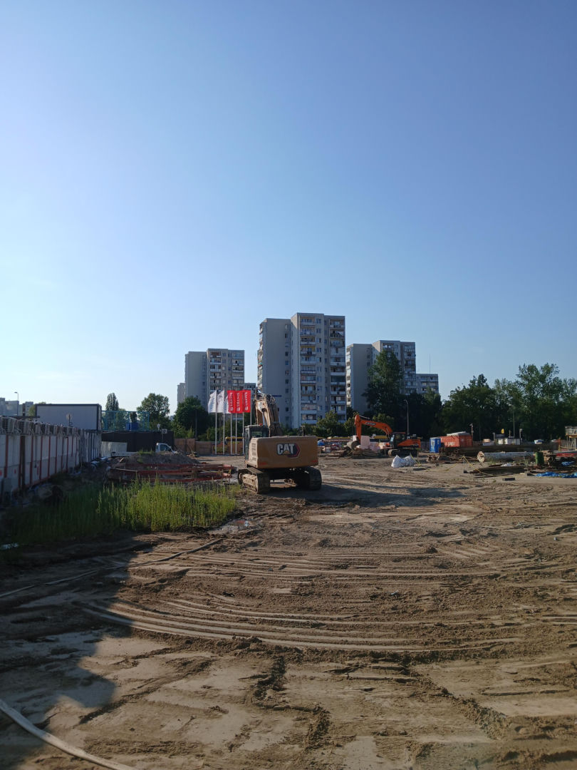 Budowa inwestycji Ale! KEN przy metrze Imielin w Warszawie