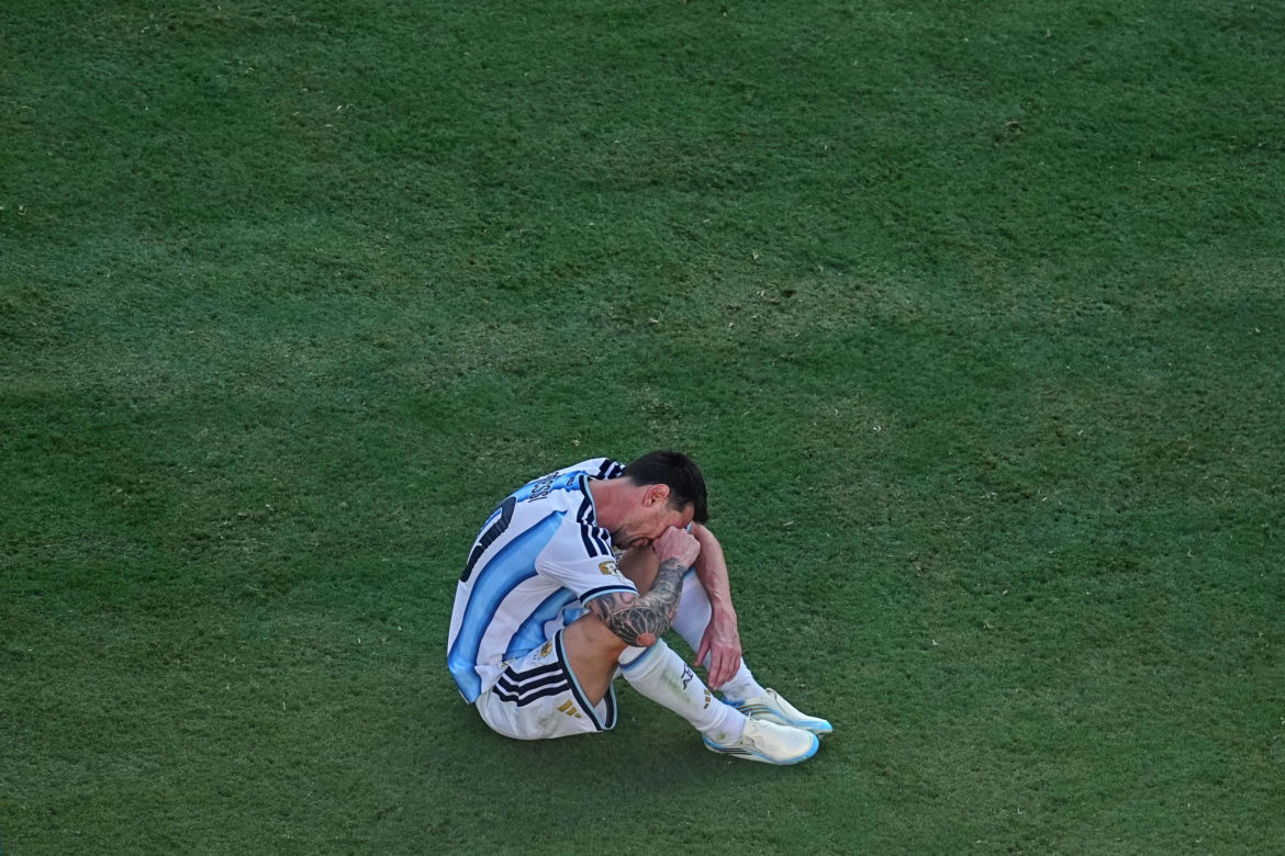 Zapłakany Leo Messi po finale MŚ 2026