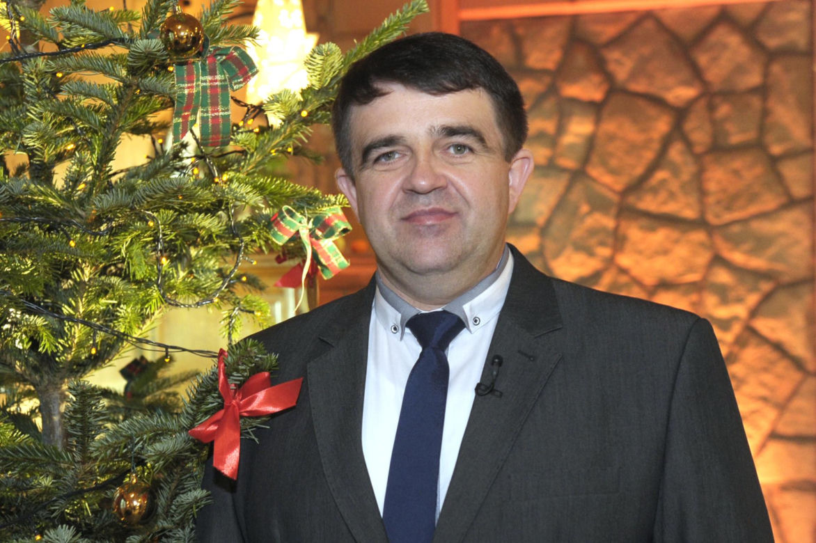 Zbyszek z "Rolnik szuka żony" ochrzcił synka. Wiemy, jak ma na imię!
