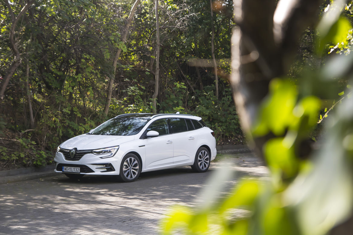 Renault Megane Grandtour E-TECH 160 Plug-in Hybrid Intense