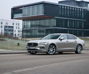 Volvo S90 D4