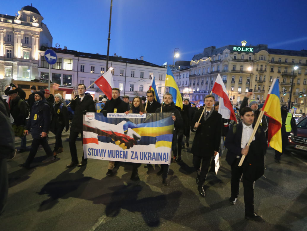"Kijów, Warszawa - wspólna sprawa!". Mieszkańcy stolicy na antywojennych protestach