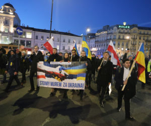 Kijów, Warszawa - wspólna sprawa!. Mieszkańcy stolicy na antywojennych protestach
