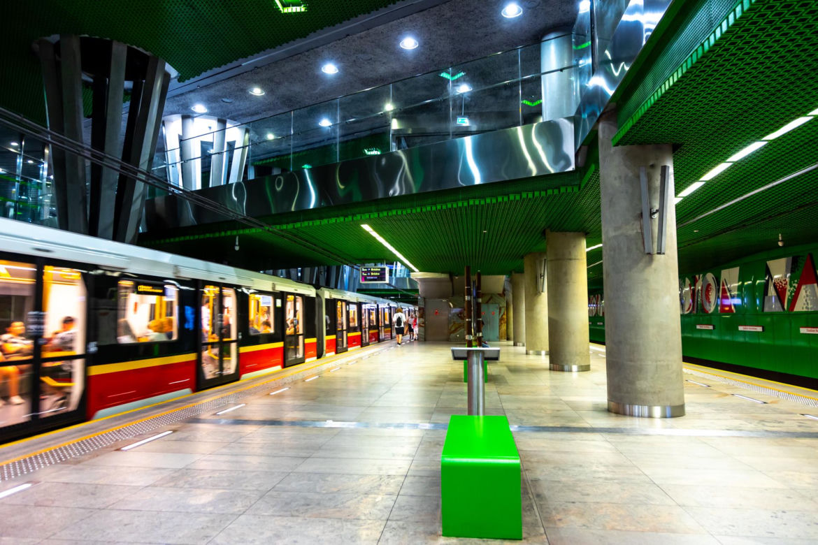 Stacja metra Stadion Narodowy, M2