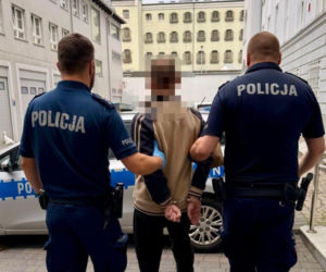 Szokujące sceny na osiedlu w Gdańsku. Pijany 48-latek strzelił 14-latkowi w głowę z wiatrówki!