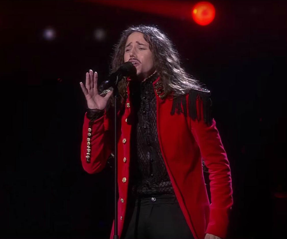 screen z filmu Michał Szpak - Color Of Your Life (Poland) Live at Semi-Final 2 Eurovision Song Contest