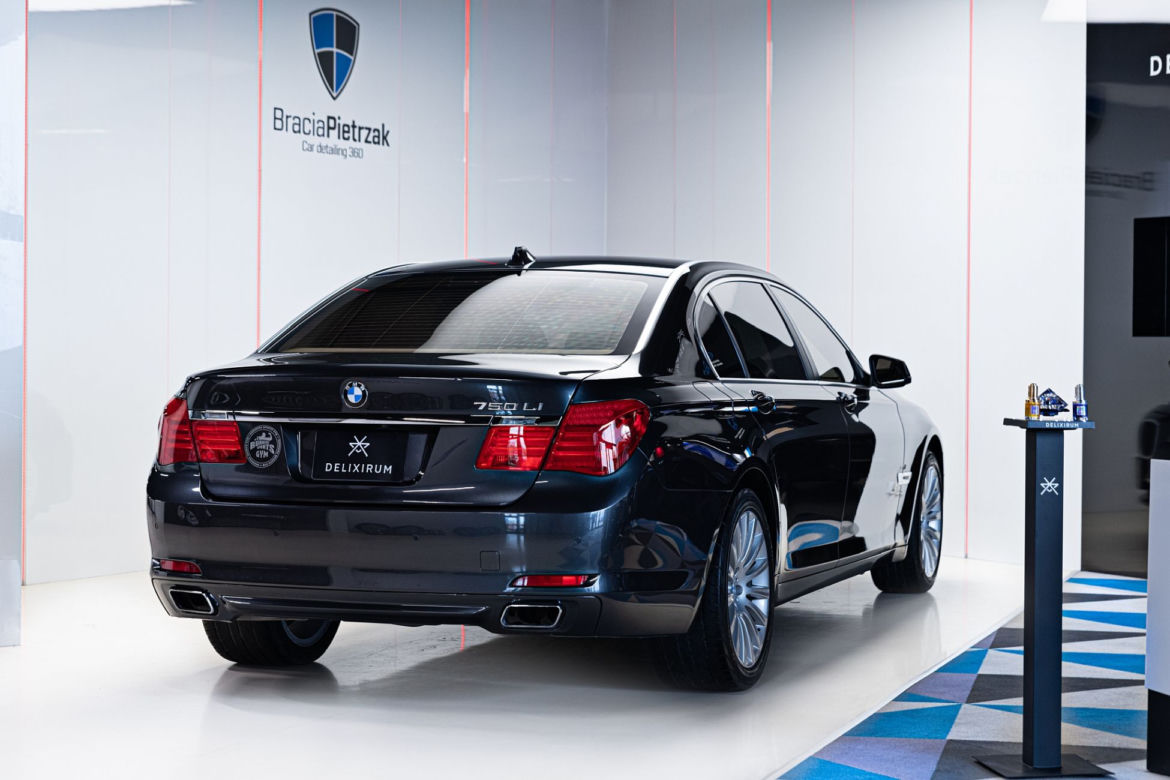 Robert Burneika jeździ wycackanym BMW 750Li