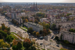 Autobusy za friko. Biker przez 60 minut bez żadnej opłaty