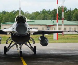 Rumuńskie F-16 zestrzeliło drona. Pierwsza taka interwencja w historii kraju
