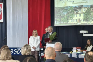 Czwartoklasiści po absolutorium. Wkrótce matury