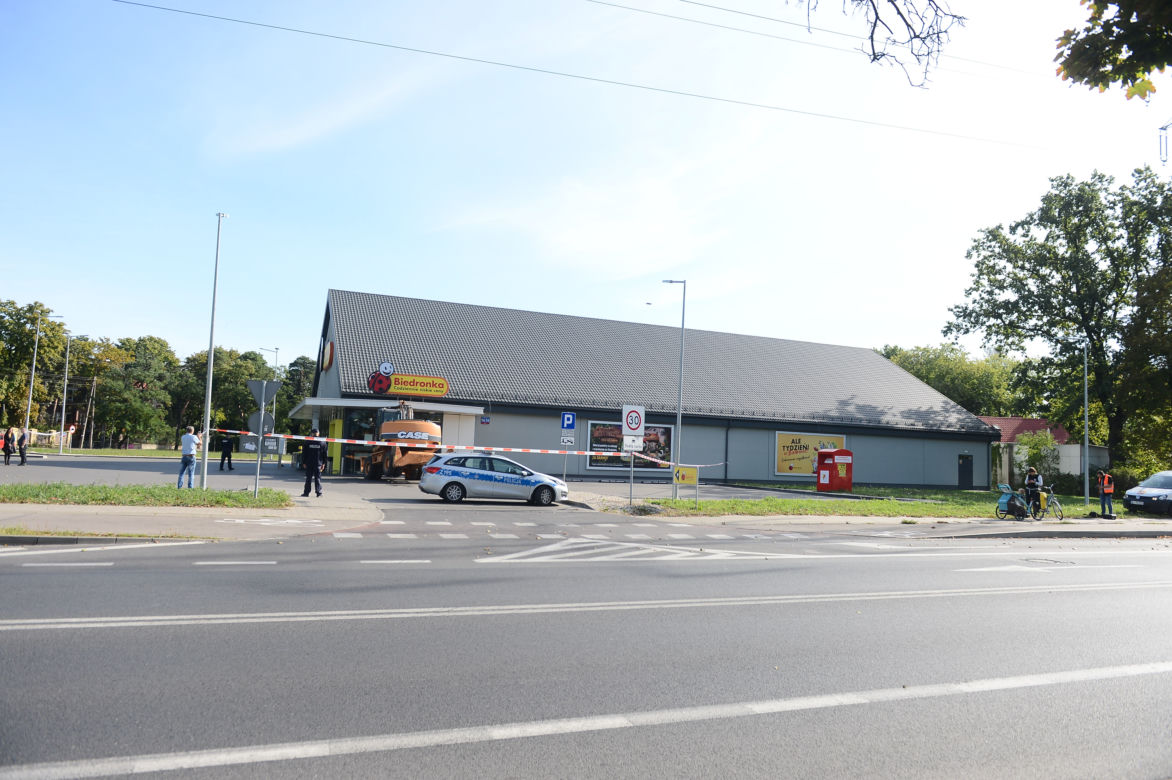 Koparka w Biedronce