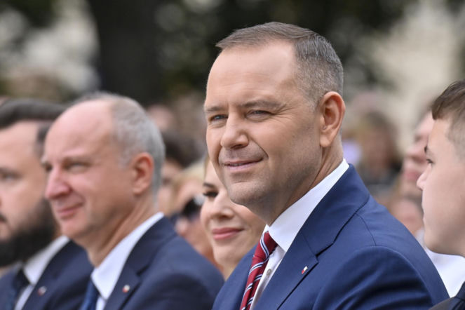 Karol Nawrocki patronem paktu senackiego? Szefernaker ujawnia