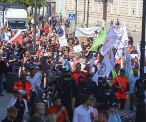Protest pracowników służby zdrowia w Warszawie