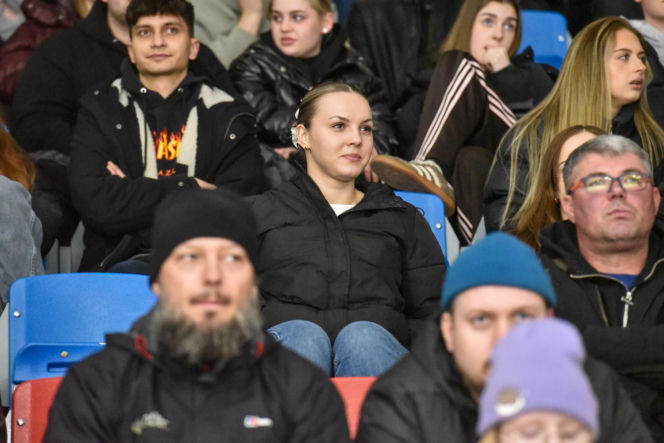 KH Energa Toruń - Unia Oświęcim 2:1! Zdjęcia kibiców i zawodników obu drużyn