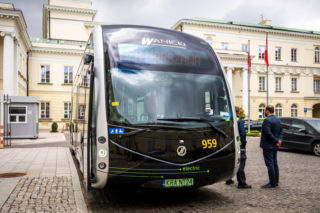 Elektryczny autobus z Hiszpanii testowany na stołecznych drogach