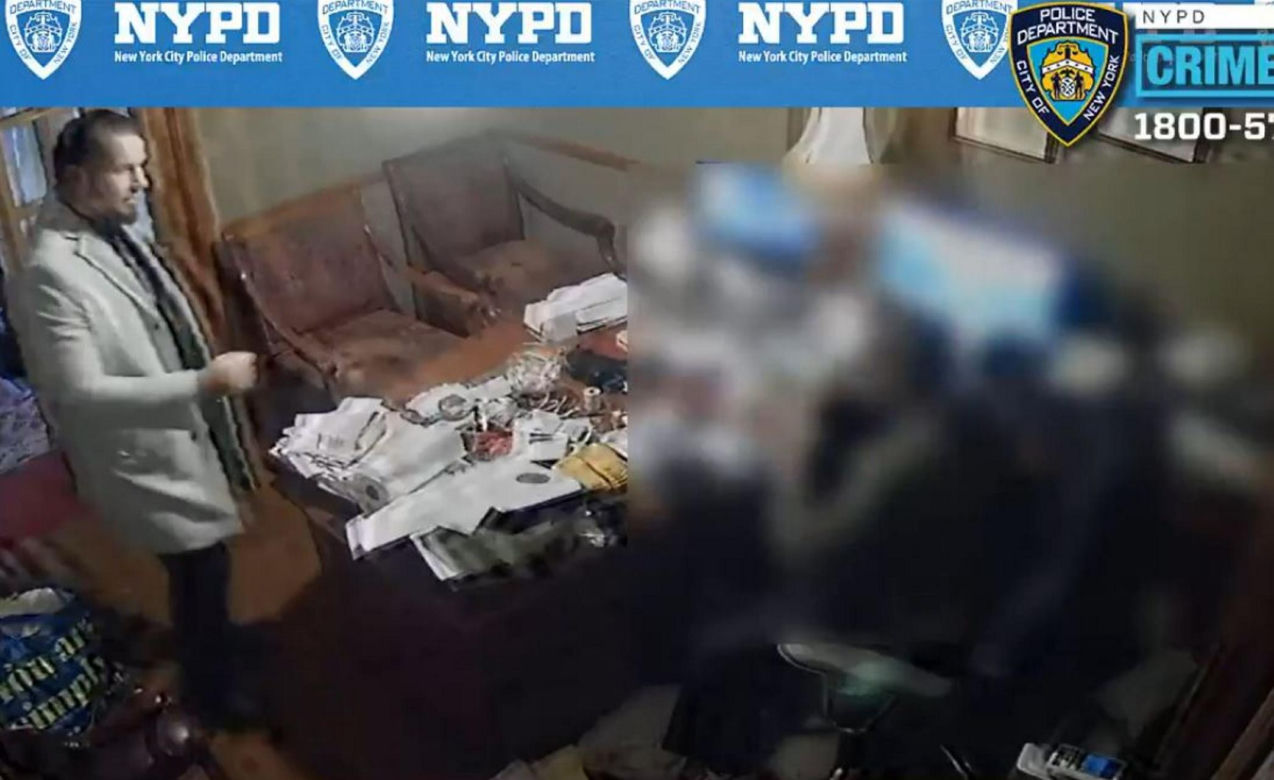 Napadł z maczetą na dom pogrzebowy w NYC
