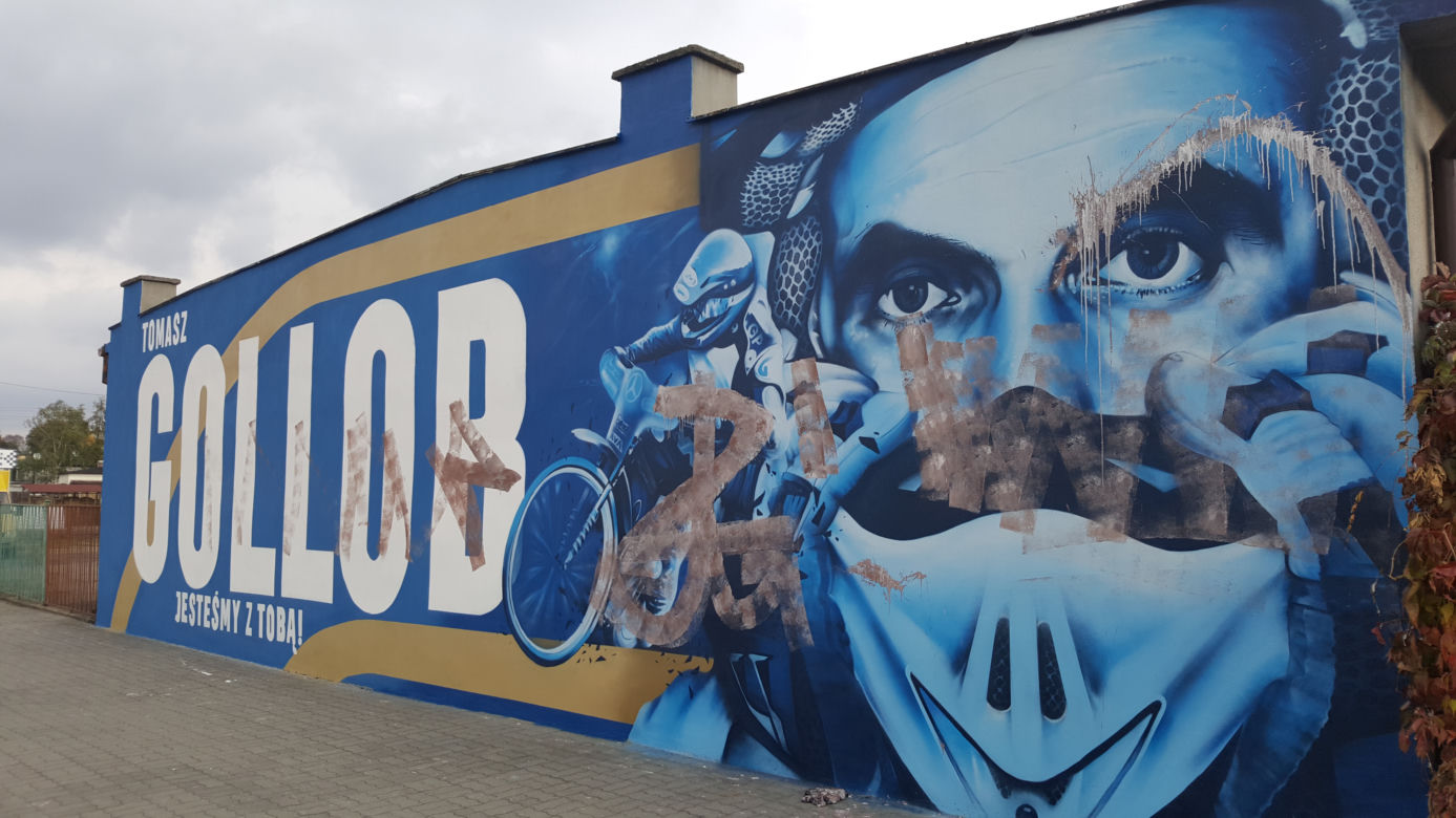 Ktoś zniszczył mural Tomasza Golloba w Bydgoszczy