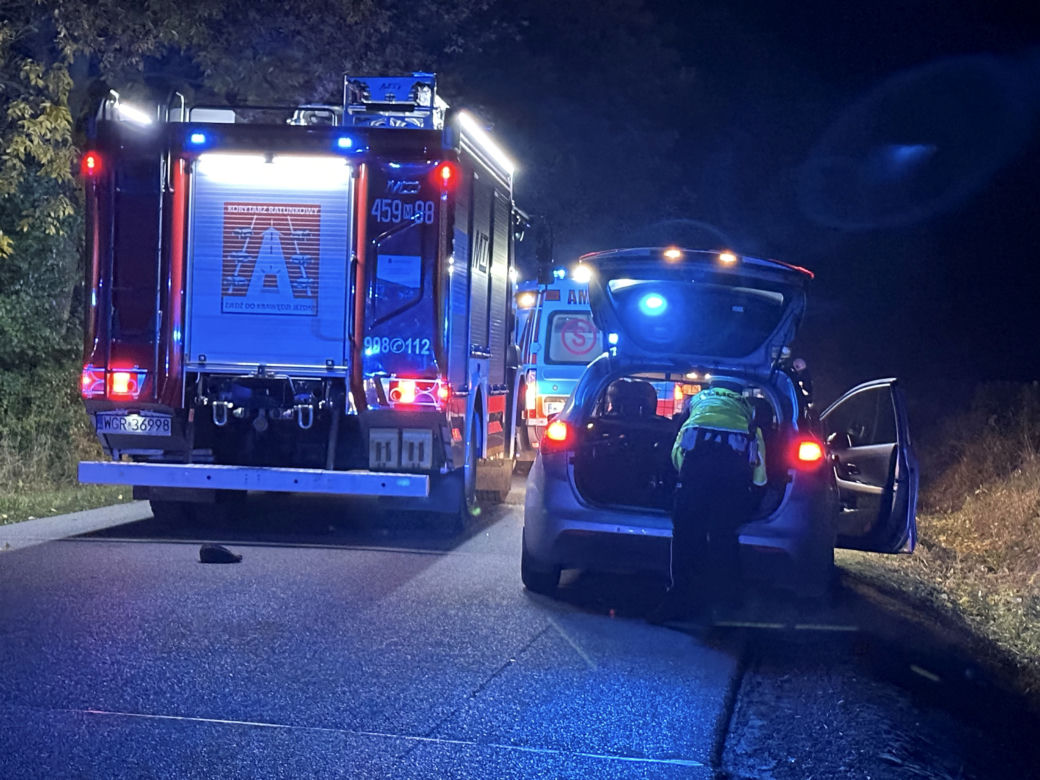  Tragedia pod Grójcem. Volkswagen huknął w rowerzystę. 54-latek nie żyje