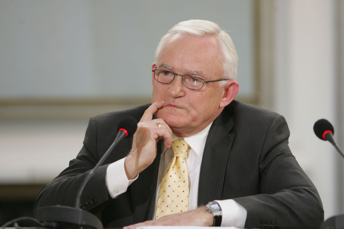 Leszek Miller przed komisją hazardową