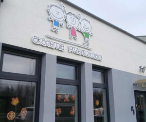 Policja prowadzi postępowanie, a rodzice i dyrekcja placówki nie kryją niepokoju