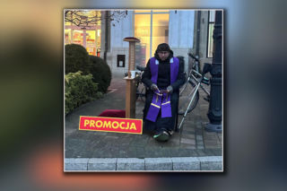 Ksiądz zrobił to na jarmarku bożonarodzeniowym! Wszyscy patrzyli zaskoczeni