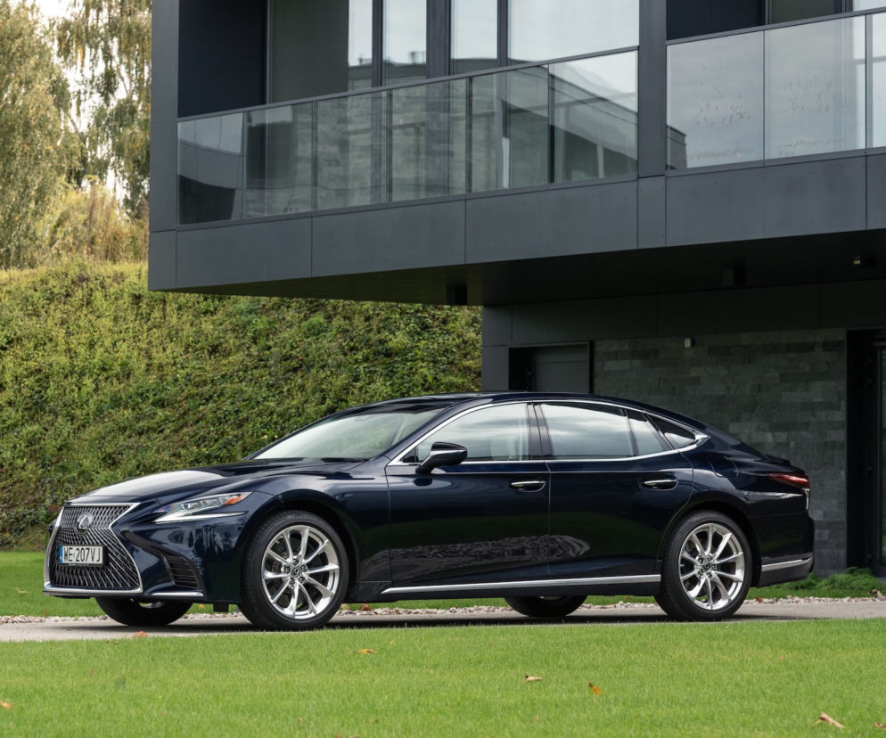 Lexus LS 500 Omotenashi 3.5 V6 417 KM