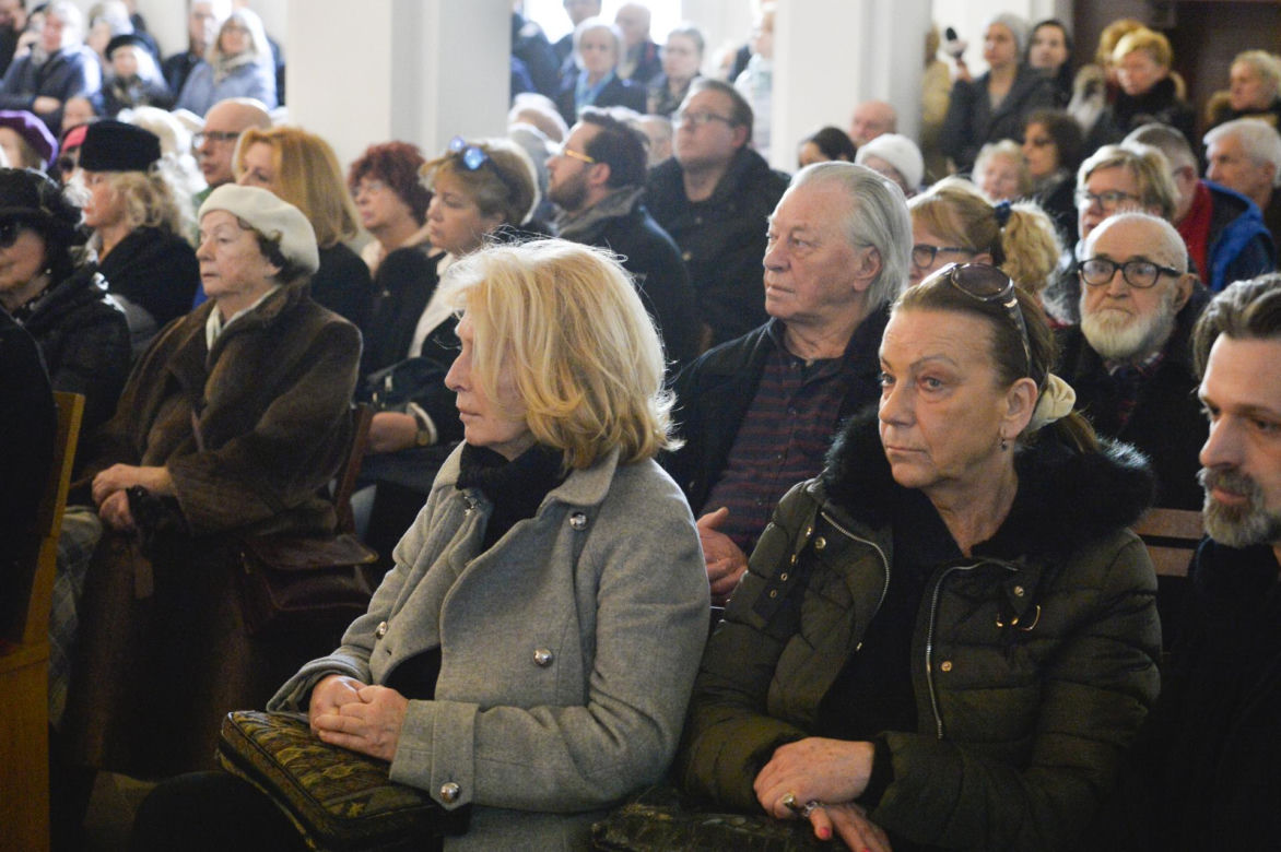 Była wielką gwiazdą "Misia". Mało kto wie, który gwiazdor był jej pierwszym mężem