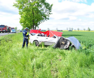 23-latek zginął po uderzeniu w śmieciarkę