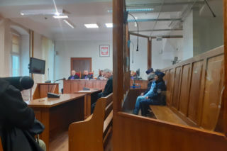 Proces właściciela psów odroczony