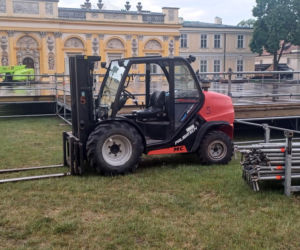 Gigantyczna impreza w Wilanowie. Konserwator zabytków przyznaje: to nie jest plan, na który wydał zgodę!