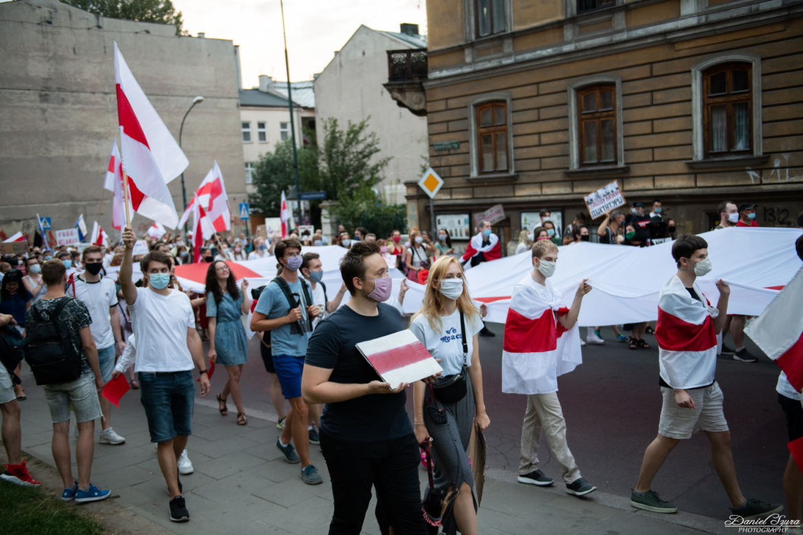 Marsz solidarności z Białorusinami w Krakowie