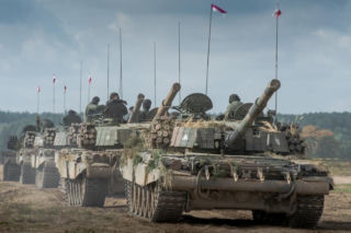 Pancerna pięść na defiladzie 2026. Od Leopardów 2 do K2 i Abramsów