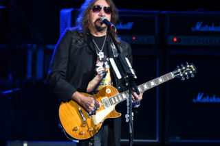 Gene Simmons zaskakująco na temat Ace’a Frehleya: “Nie posłuchał naszych rad i dlatego nie żyje”