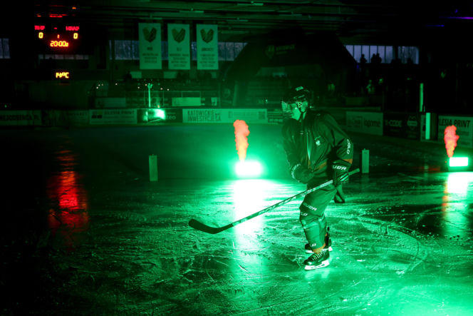 Mecz hokejowy Reprezentacji Artystów Polskich i Przedsiębiorców