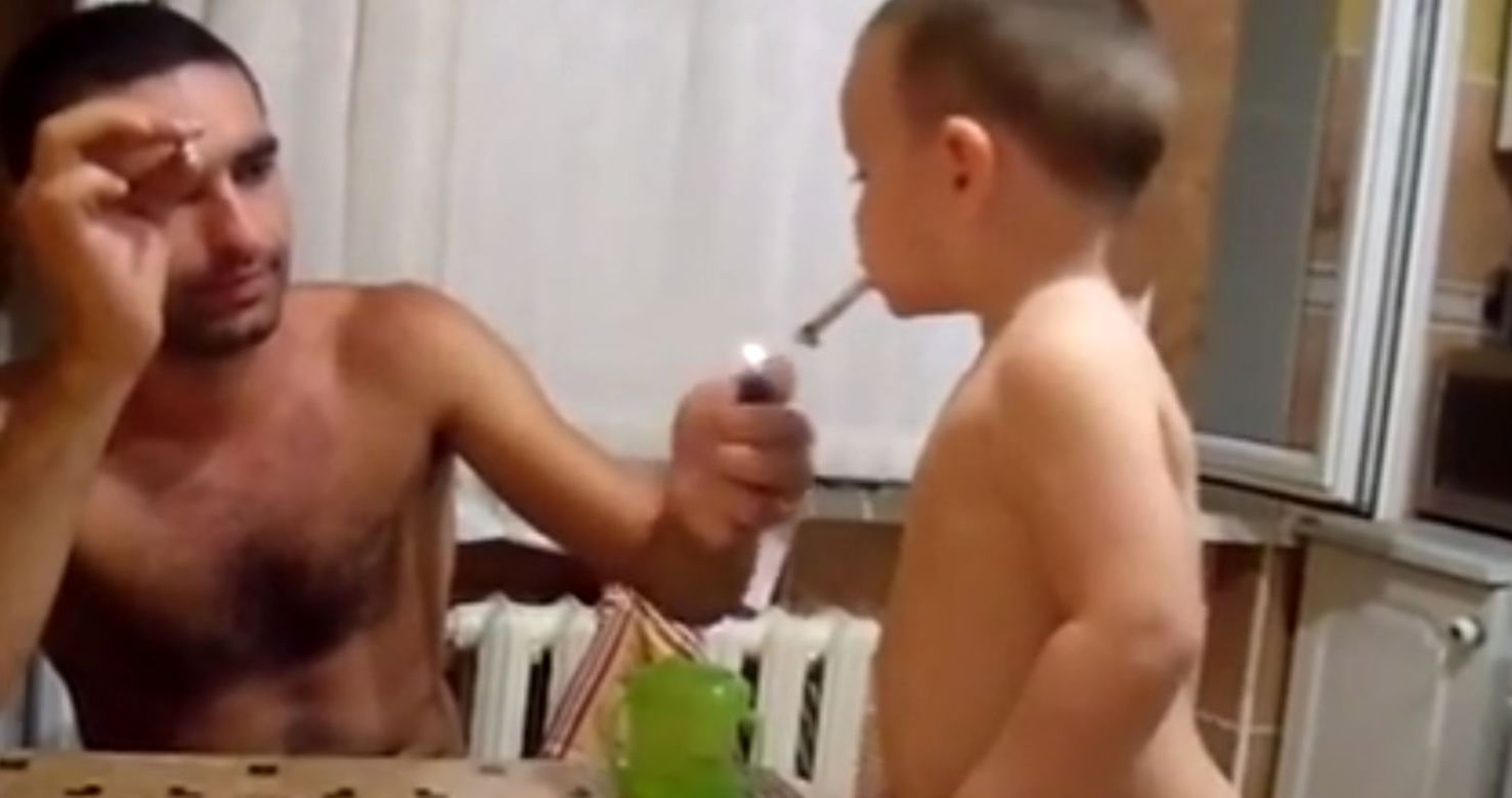 Dziecko pali 12