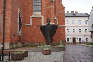 To najpobożniejsza diecezja w Polsce. Jej ozdobą jest jedno z najpiękniejszych miast w Małopolsce