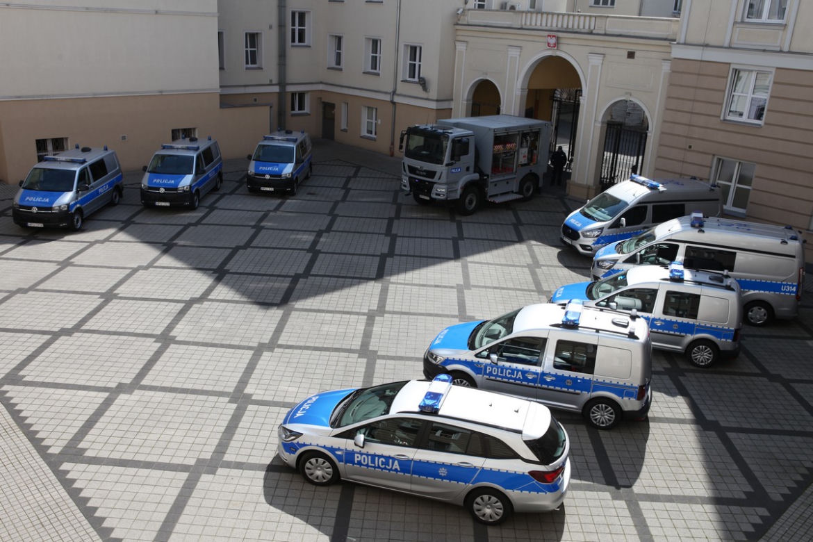 Nowe pojazdy policji
