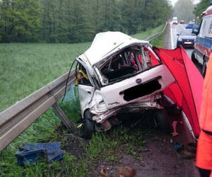 Wypadek między Wieliczką a Niepołomicami, nie żyje jedna osoba