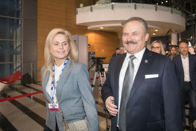 Marek Jakubiak po ślubie! Ożenił się z wieloletnią partnerką!