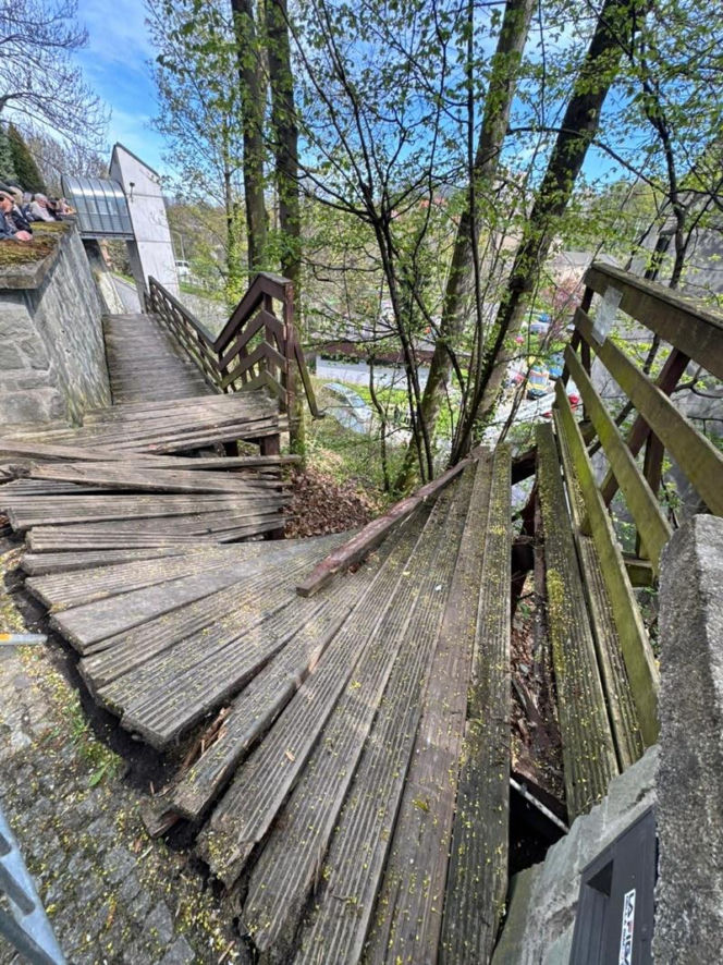 Zawalenie się schodów w Cieszynie