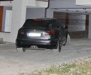 Porsche Cayenne Lumma Design - auto piłkarza Wojtka Szczęsnego