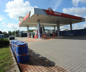 Koszalin: Pijany mężczyzna groził wysadzeniem stacji benzynowej