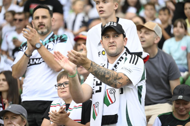Legia Warszawa - Zagłębie Lubin: Zdjęcia kibiców
