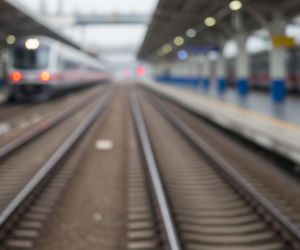 Awaria pod Warszawą. Kolejny poranek chaosu na torach, ale co z pasażerami?