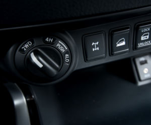 Nissan NP300 Navara Trek-1° 2.3 dCi 190 KM 7AT