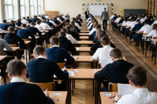 Egzamin ósmoklasisty 2026. Jakie lektury były na egzaminie ósmoklasisty w poprzednich latach?