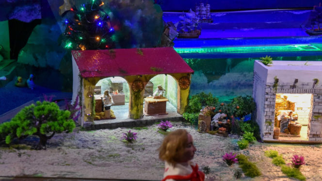 Ruchoma szopka bożonarodzeniowa w kościele zakonu Redemptorystów o. Rydzyka