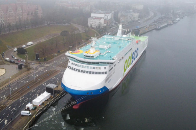 Najnowocześniejszy prom w polskiej flocie. Jantar Unity zacumował w Szczecinie