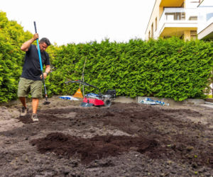 Nowoczesna glebogryzarka ułatwia pracę w ogrodzie na wiosnę